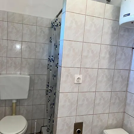 Frakic Apartment *