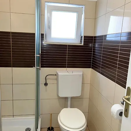 Frakic Apartment