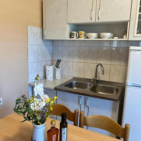 Frakic アパート ベリ・ラット